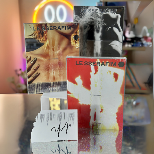 LE SSERAFIM - 5th Mini Album 'HOT' (SIGNED VER.)