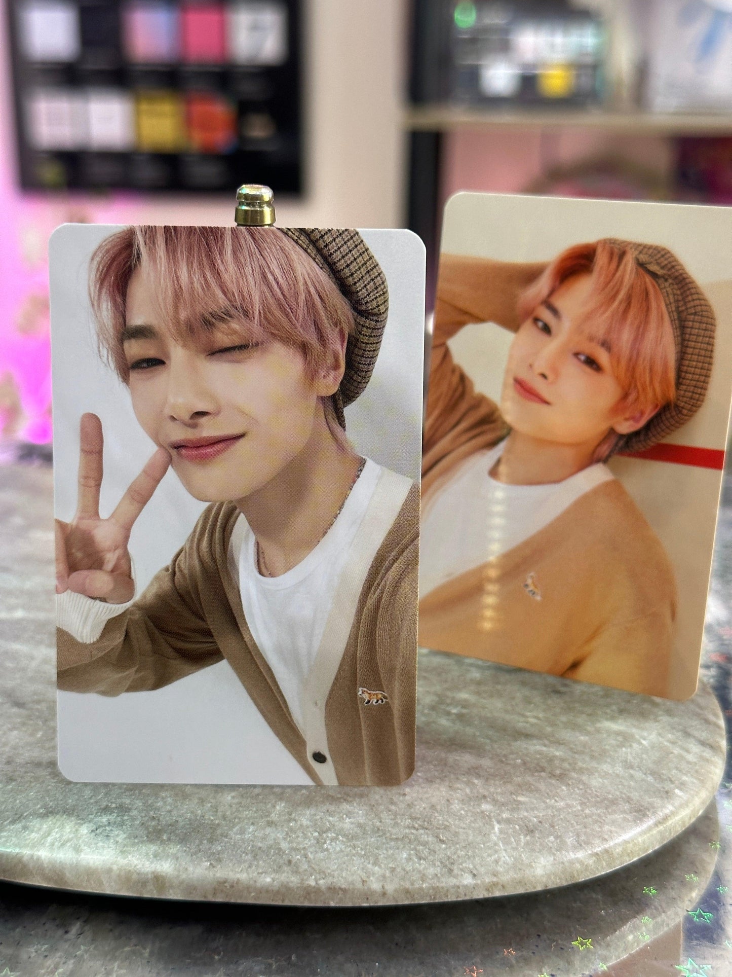 STRAY KIDS - 2 PHOTOCARD SETS SG 2023 - K-POP WORLD (7444129251463)