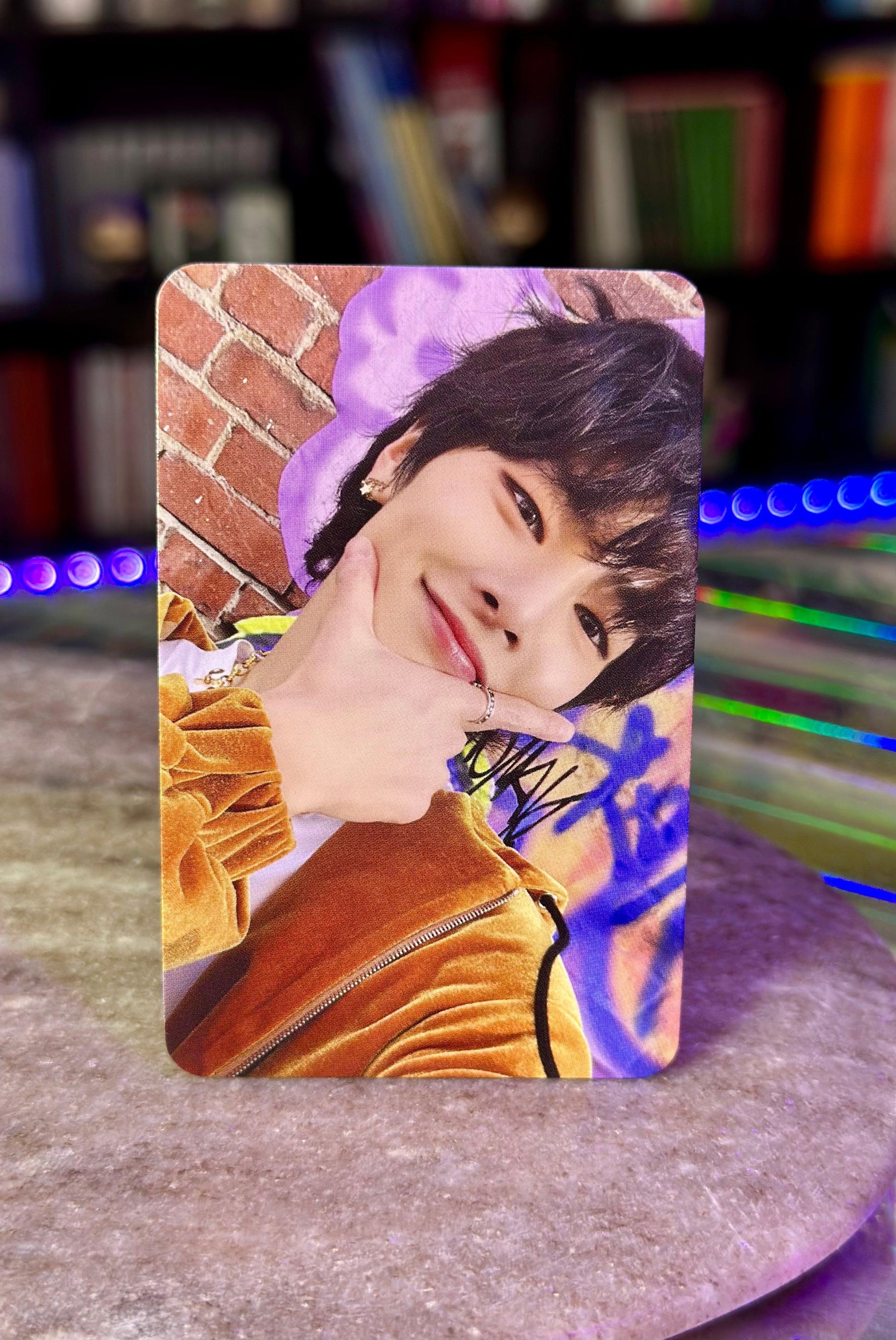 STRAY KIDS - 5 STAR APPLEMUSIC P.O.B - K-POP WORLD (7404722585735)