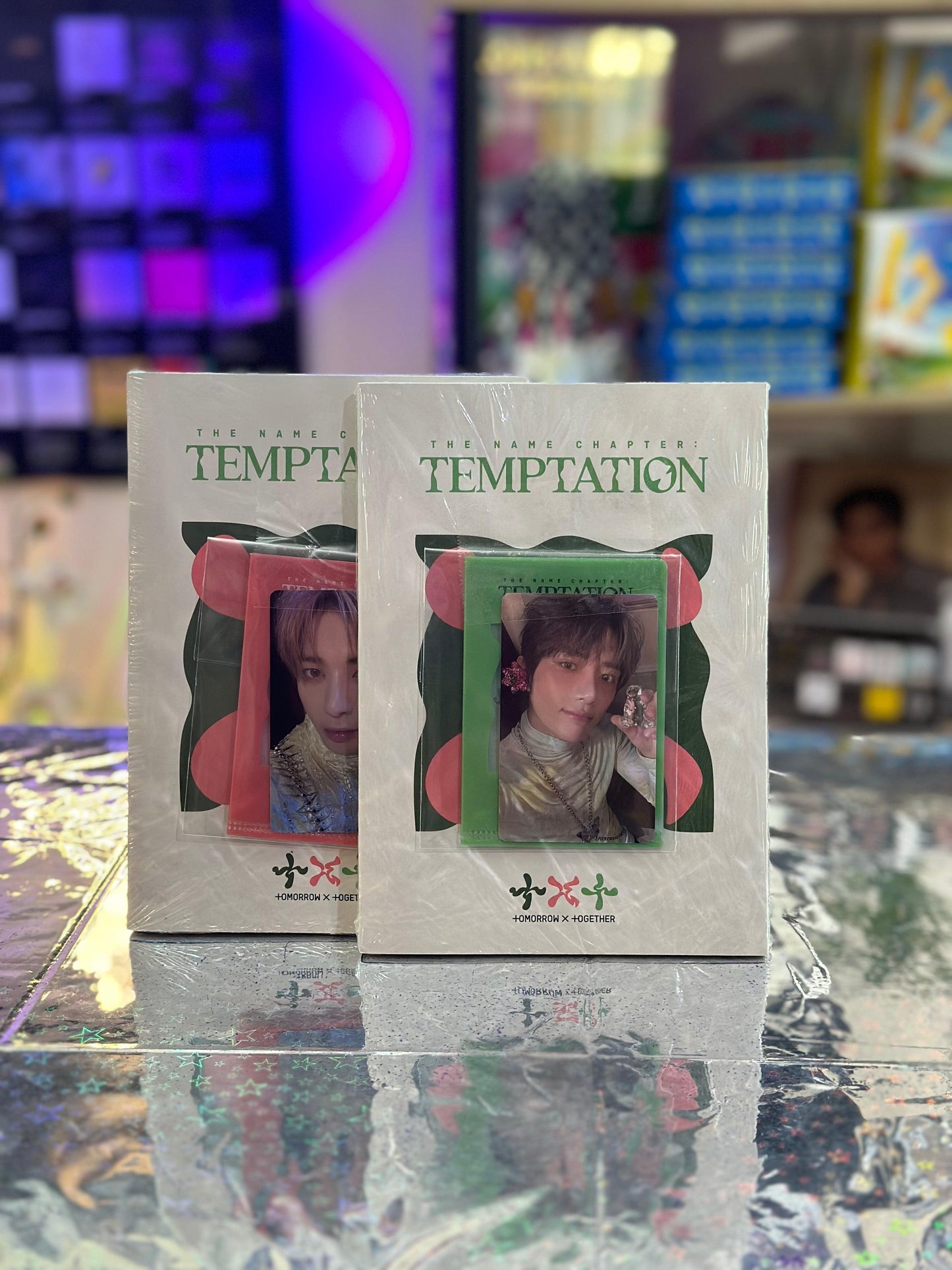 TXT - THE NAME CHAPTER TEMPTATION LULLABY VER. + WEVERSE GIFT - K-POP WORLD