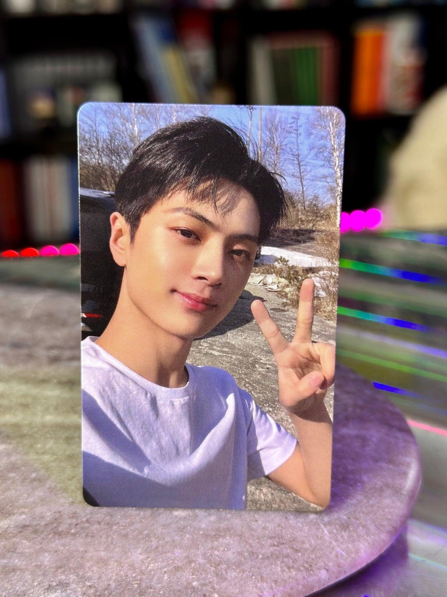 ENHYPEN - DARK BLOOD SHOWCASE LIVE EVENT WEVERSE LUCKYDRAW PHOTOCARDS - K-POP WORLD (7404722389127)