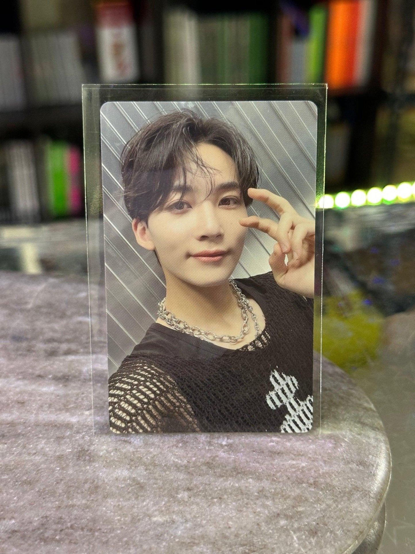 SEVENTEEN - PHOTOBOOK SAY THE NAME; 17 PHOTOCARD - K-POP WORLD (7397321736327)