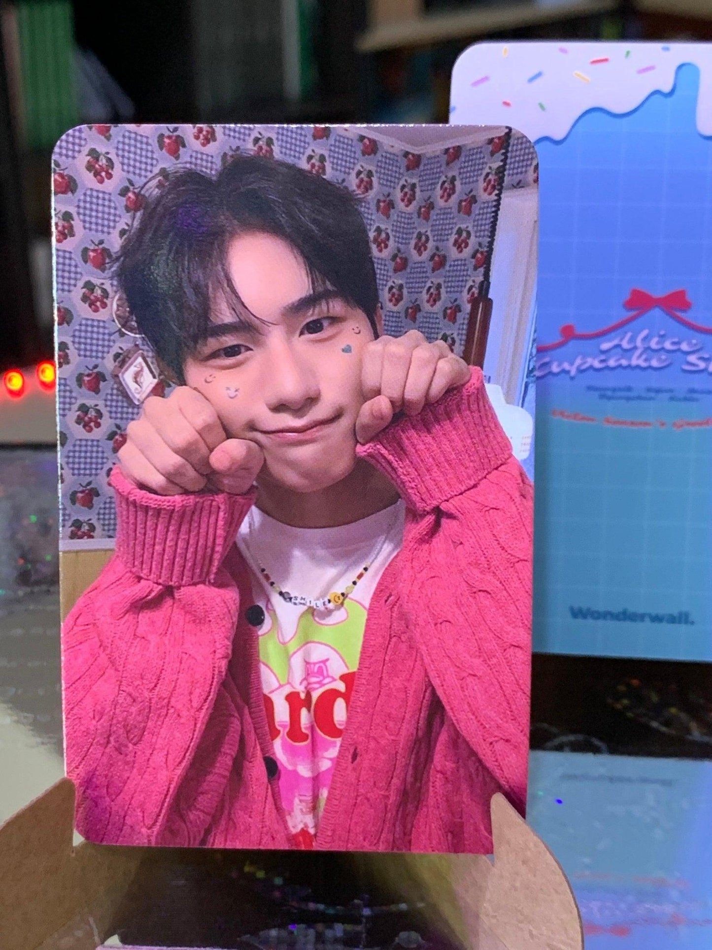 VICTON - SG2023 WANDERWALL POB PHOTOCARDS - K-POP WORLD (7382775726215)