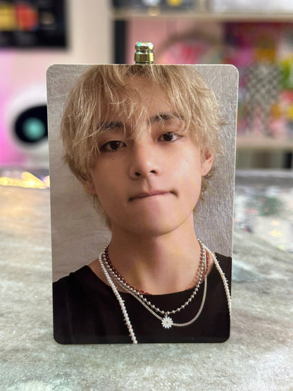 BTS - V LAYOVER ALBUM PHOTOCARDS - K-POP WORLD (7444167426183)