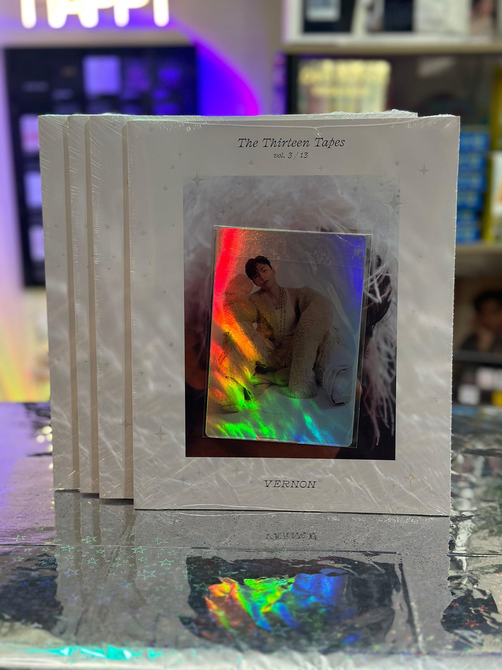 SEVENTEEN VERNON - THE THIRTEEN TAPES TTT VOL. 3/13 + WEVERSE GIFT - K-POP WORLD
